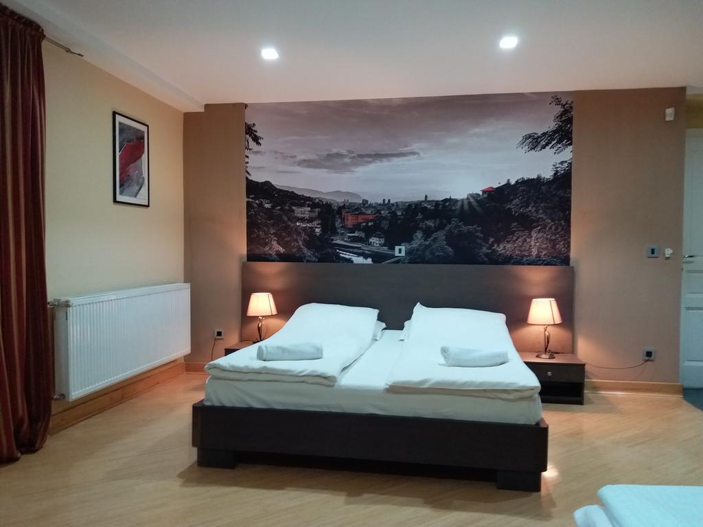 سراييفو Hotel Vila Hayat المظهر الخارجي الصورة