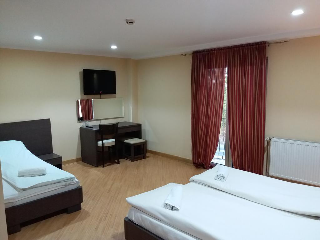سراييفو Hotel Vila Hayat المظهر الخارجي الصورة