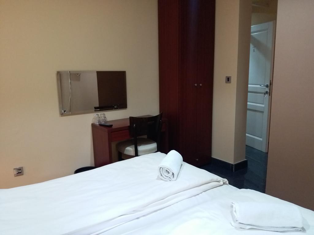 سراييفو Hotel Vila Hayat المظهر الخارجي الصورة